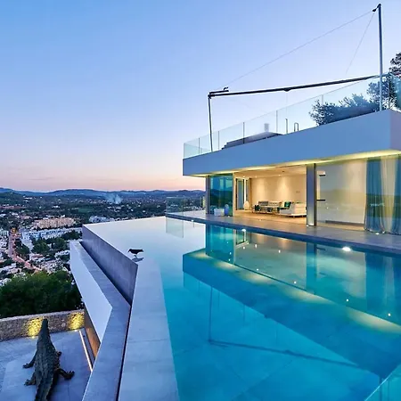 Βίλα Luxurious Siesta Spain Villa With Private Pool And City Views *